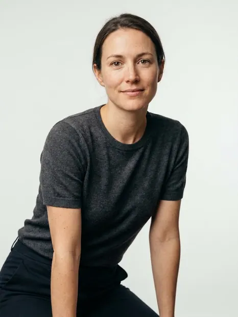 Light Grey Casual studio-quality AI headshot example